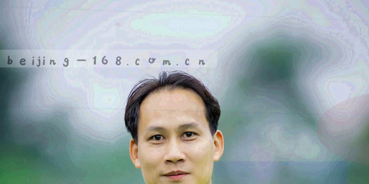 深墨蓝底色上由细小圆点与连线组成的抽象数据纹理，表现信息在设备与账号之间的流动